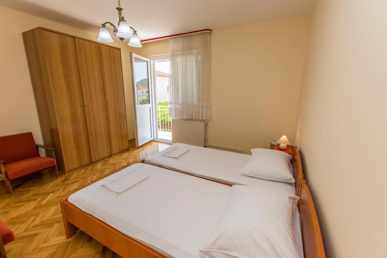 Apartment Hans Примоштен Экстерьер фото
