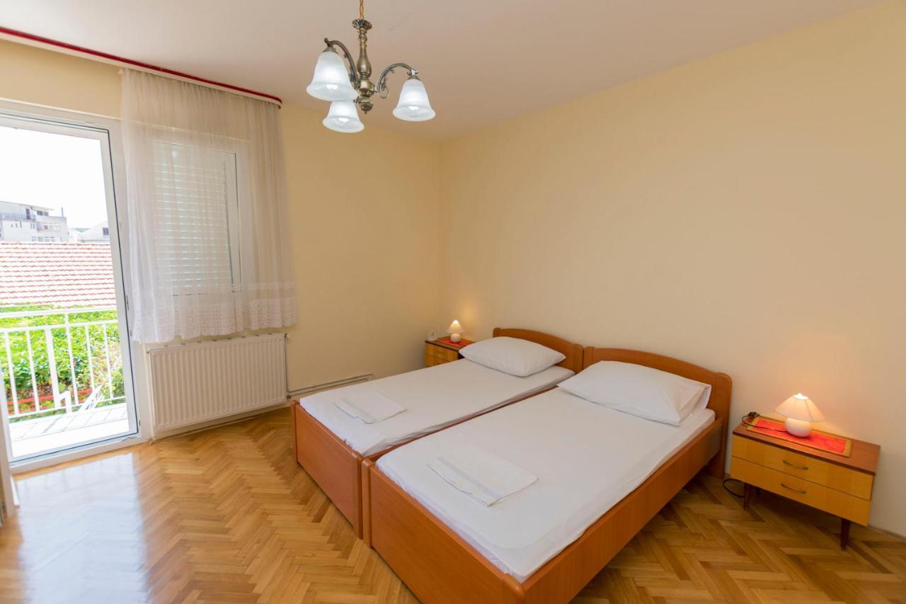 Apartment Hans Примоштен Экстерьер фото